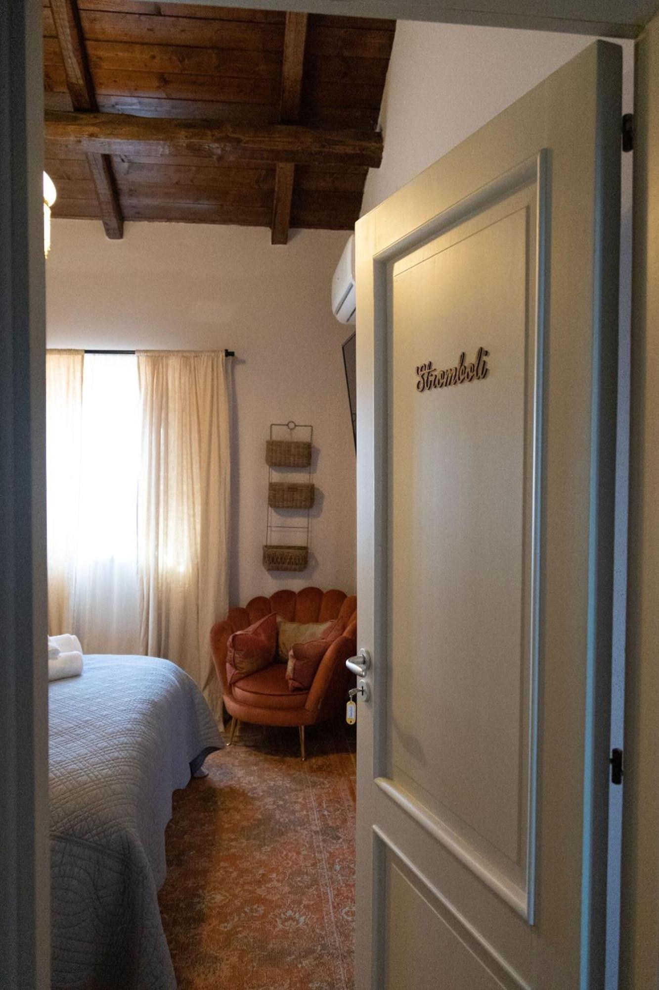 La Pastorella Boutique Hotel Maierà Zimmer foto